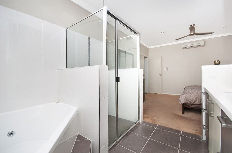 13 Wongabel Court, MOUNT LOW QLD 4818, Mount Low - Thumbnail 5