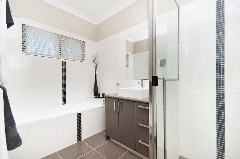 13 Wongabel Court, MOUNT LOW QLD 4818, Mount Low - Thumbnail 7