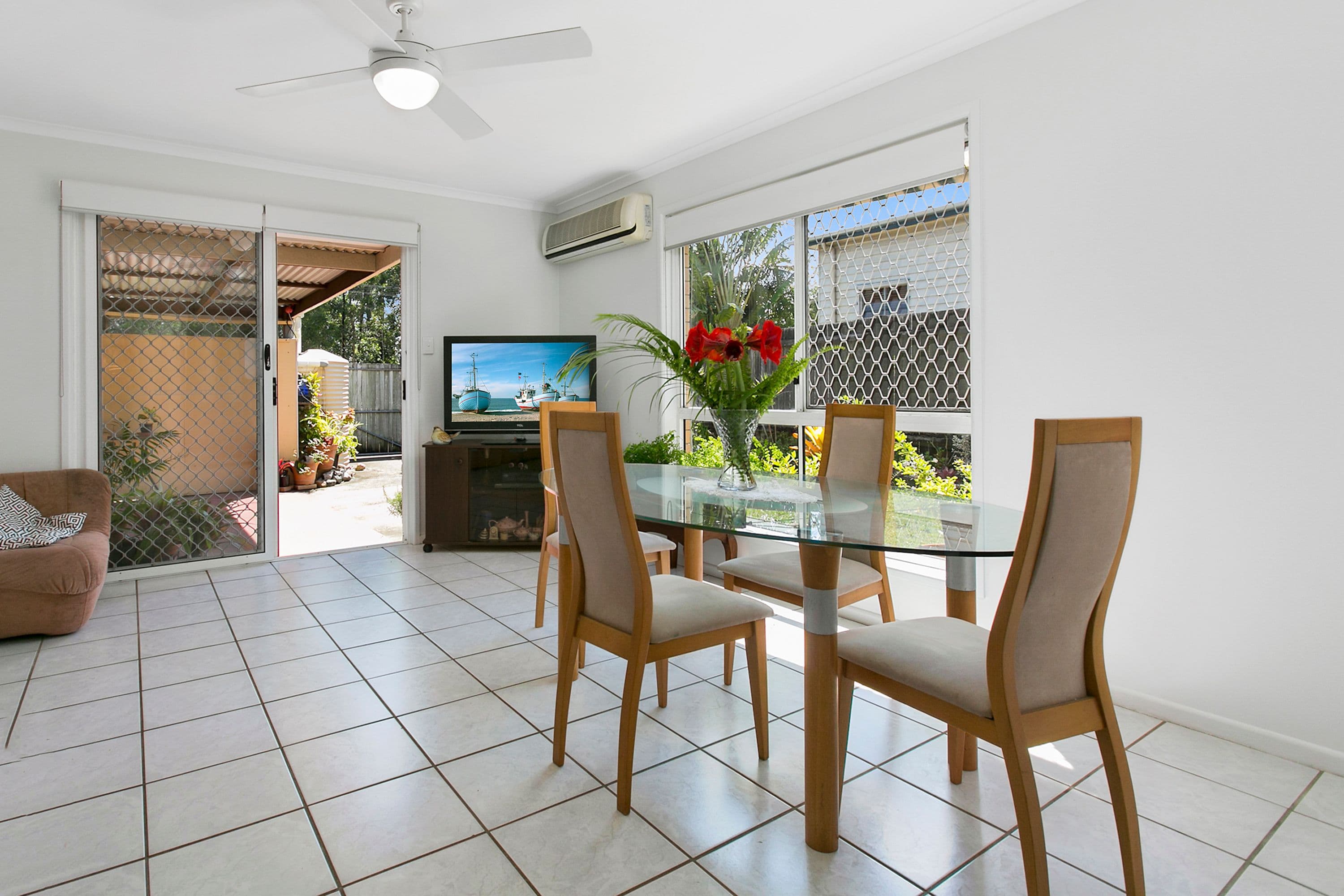 5 Poinciana Avenue, Tewantin QLD 4565, Tewantin - Thumbnail 4