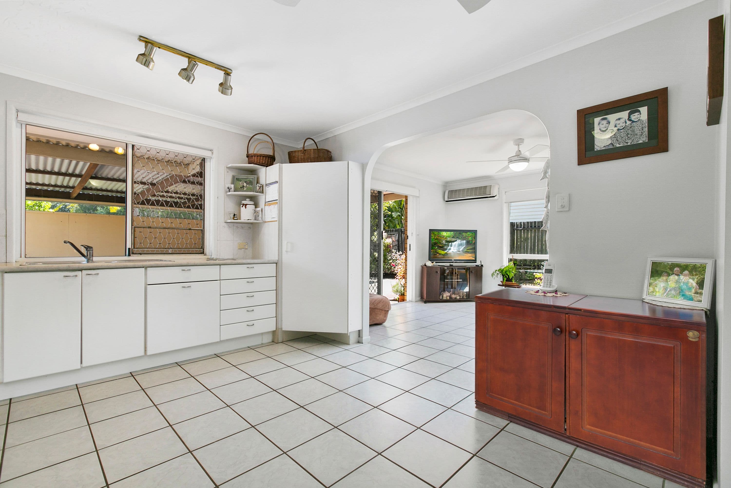 5 Poinciana Avenue, Tewantin QLD 4565, Tewantin - Thumbnail 5