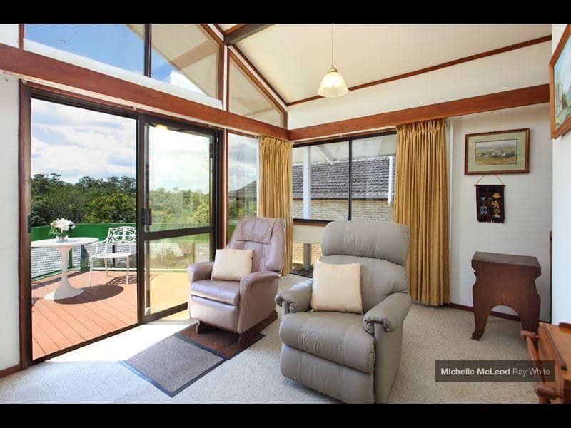 113 Burbong Street, CHAPEL HILL QLD 4069, Chapel Hill - Thumbnail 3