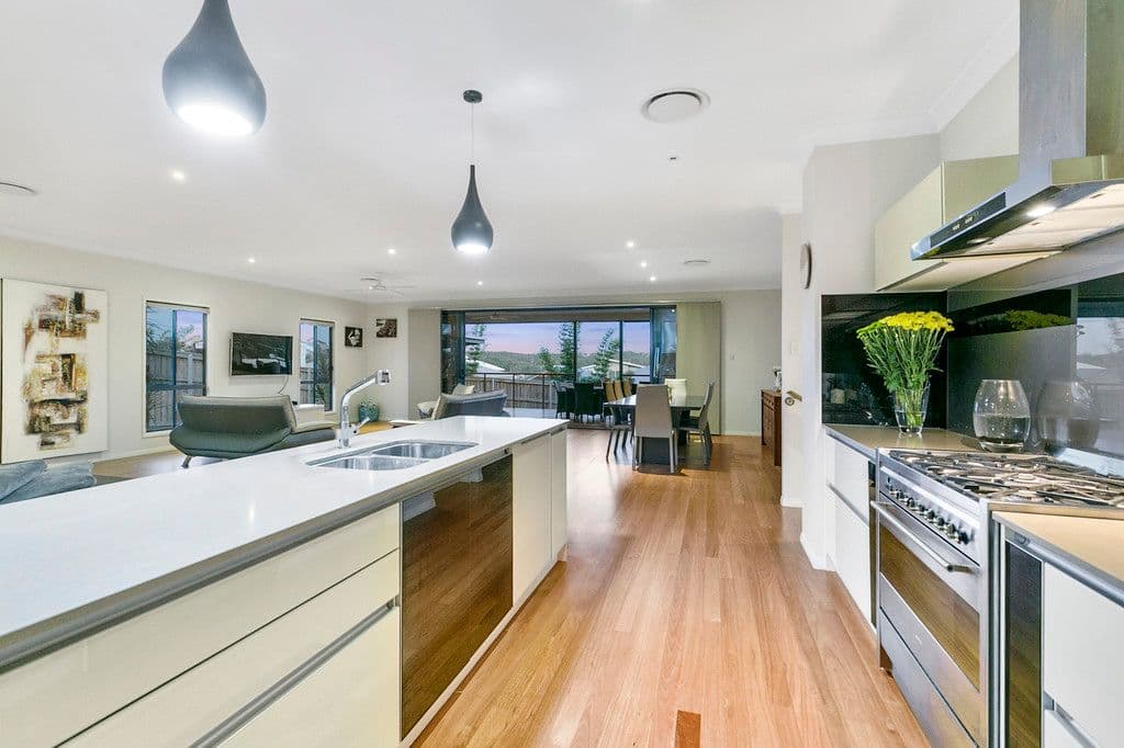 21 Taffeta Drive, Mount Cotton QLD 4165, Mount Cotton - Thumbnail 2