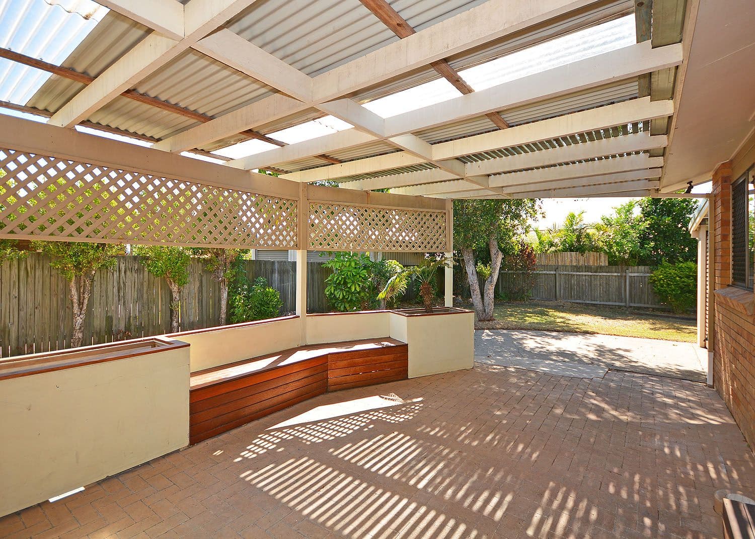 42 Limpus Street, Urangan QLD 4655, Urangan - Thumbnail 3