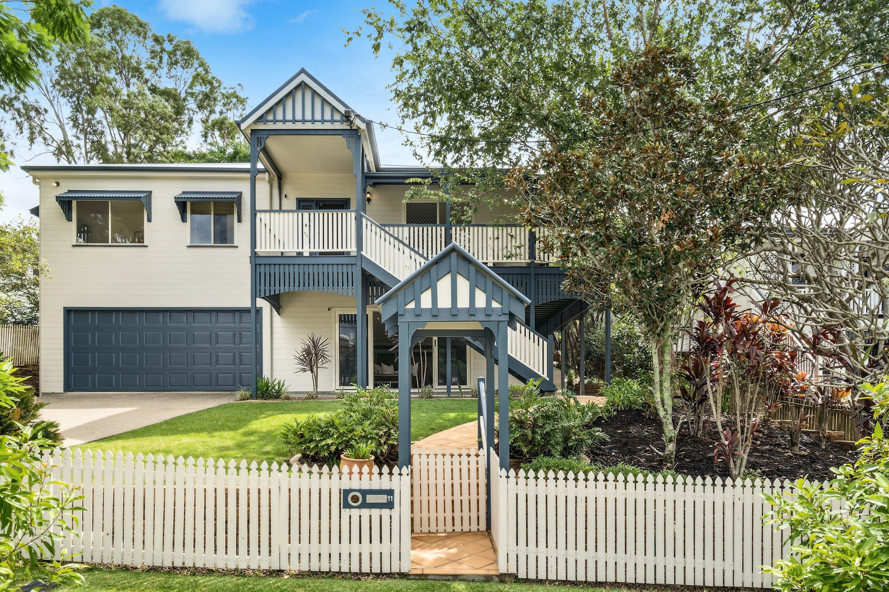 11 Victoria Avenue, Chelmer QLD 4068, Chelmer - Thumbnail 2
