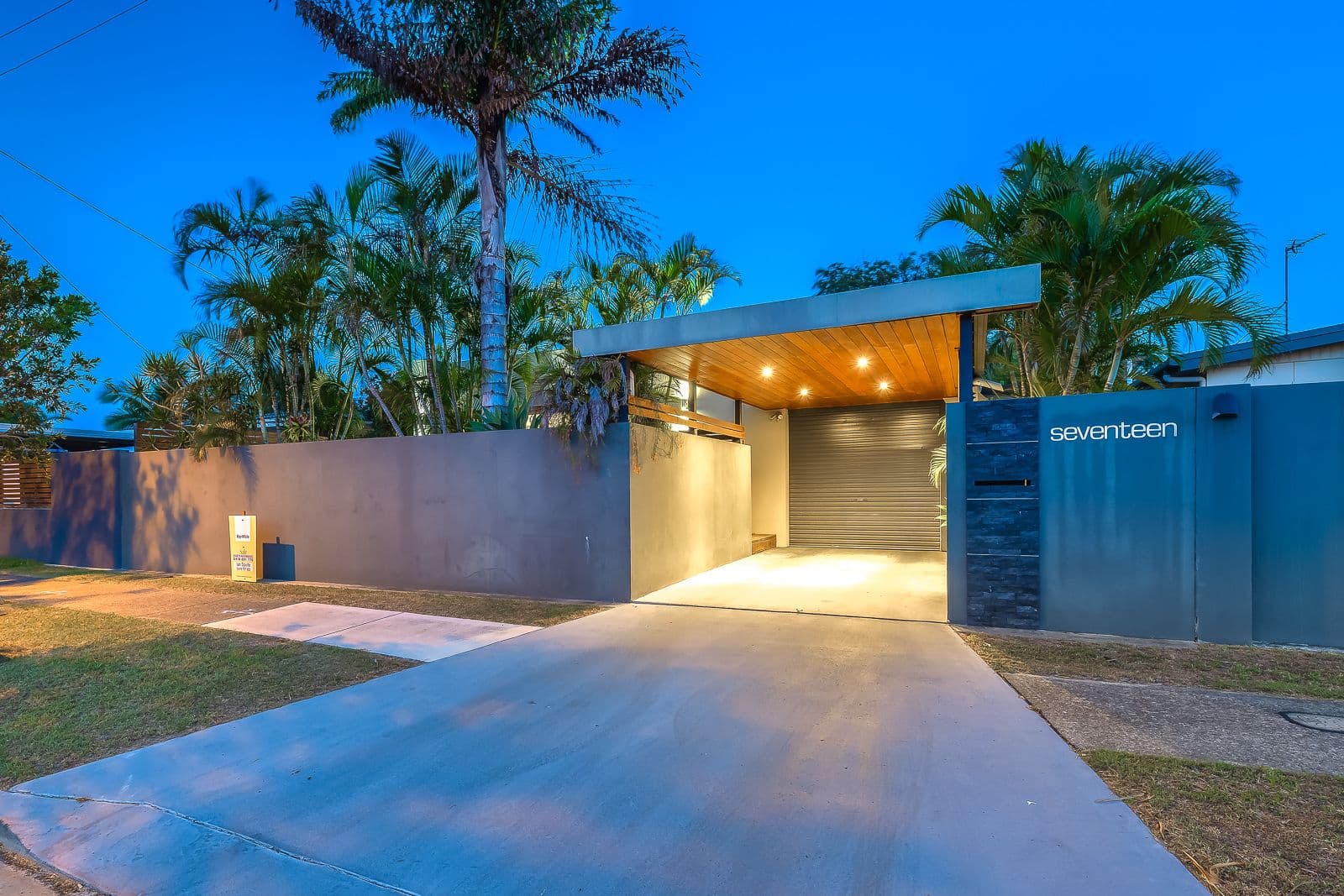 17 Mungera Street, Biggera Waters QLD 4216, Biggera Waters - Image 1