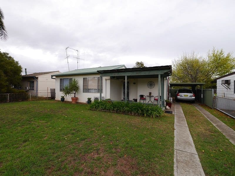 30 Kite Street, Cowra NSW 2794, Cowra - Image 1