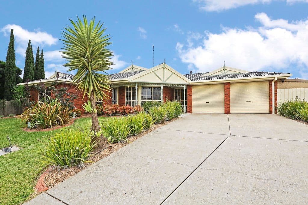 2 Lipson Drive, Lara VIC 3212, Lara - Thumbnail 2