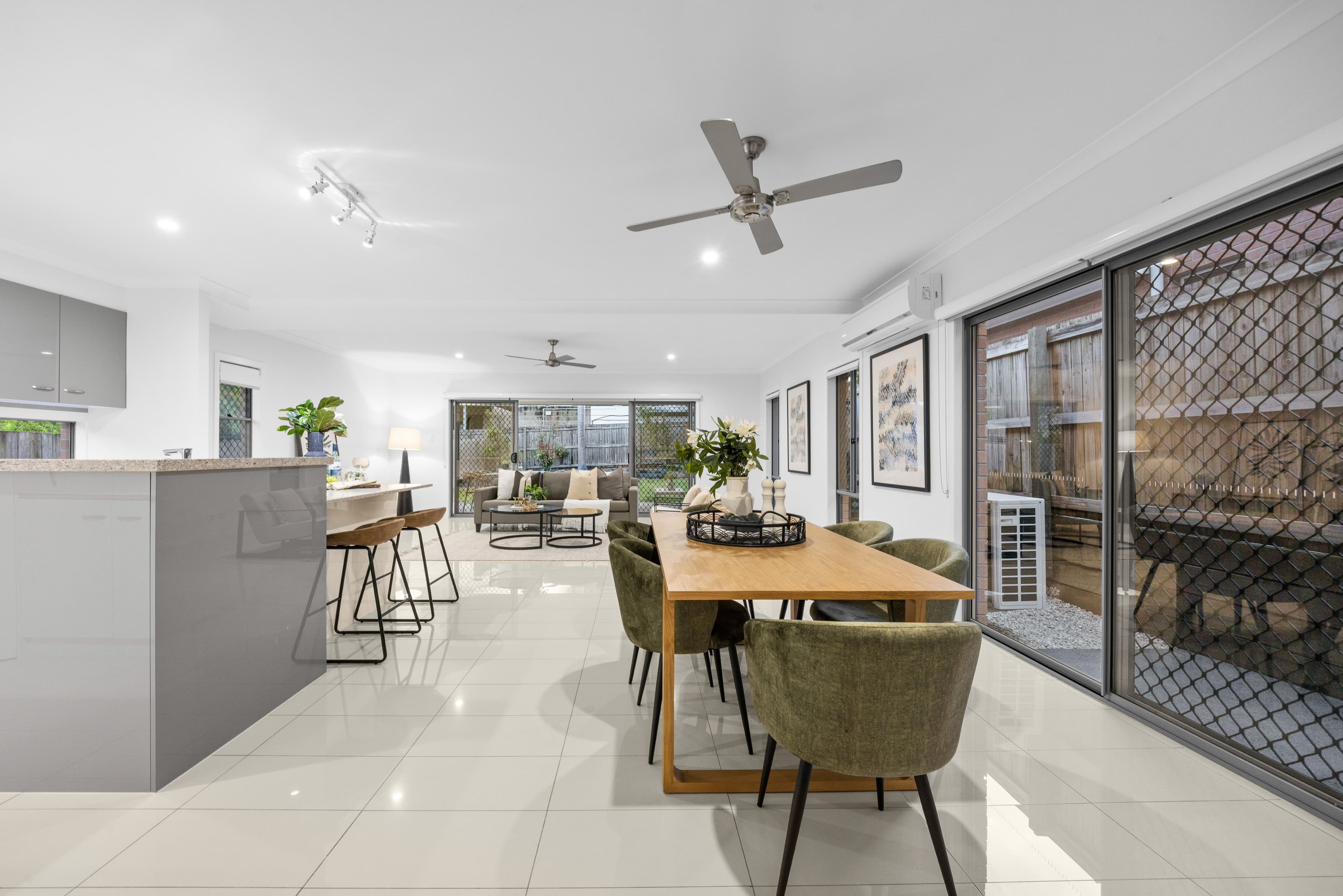 16 Howard Street, Oxley QLD 4075, Oxley - Thumbnail 4