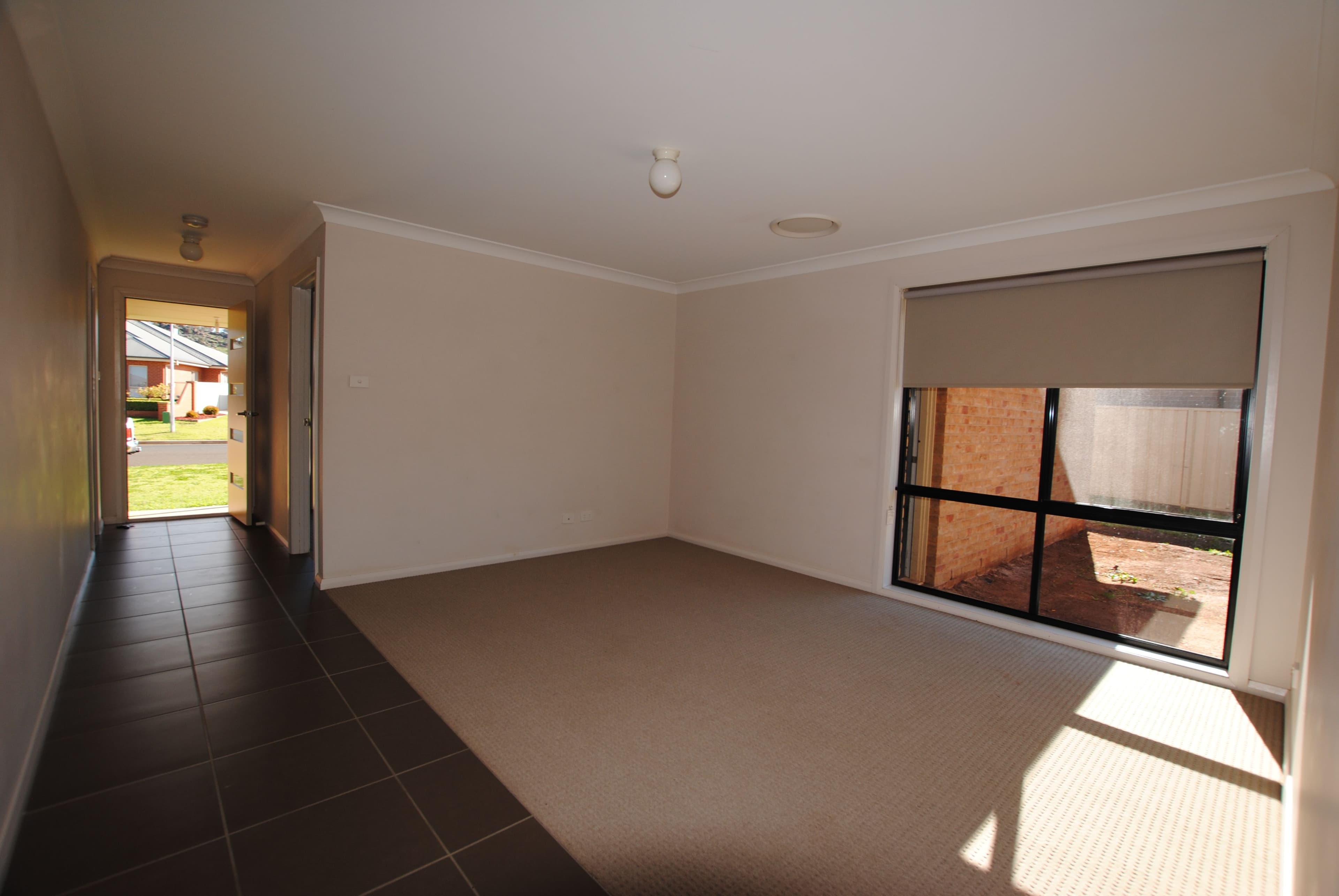 42 Gillmartin Drive, Griffith - Thumbnail 4