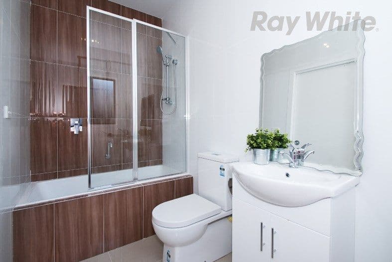 21 Whitelaw Street, Reservoir VIC 3073, Reservoir - Thumbnail 8