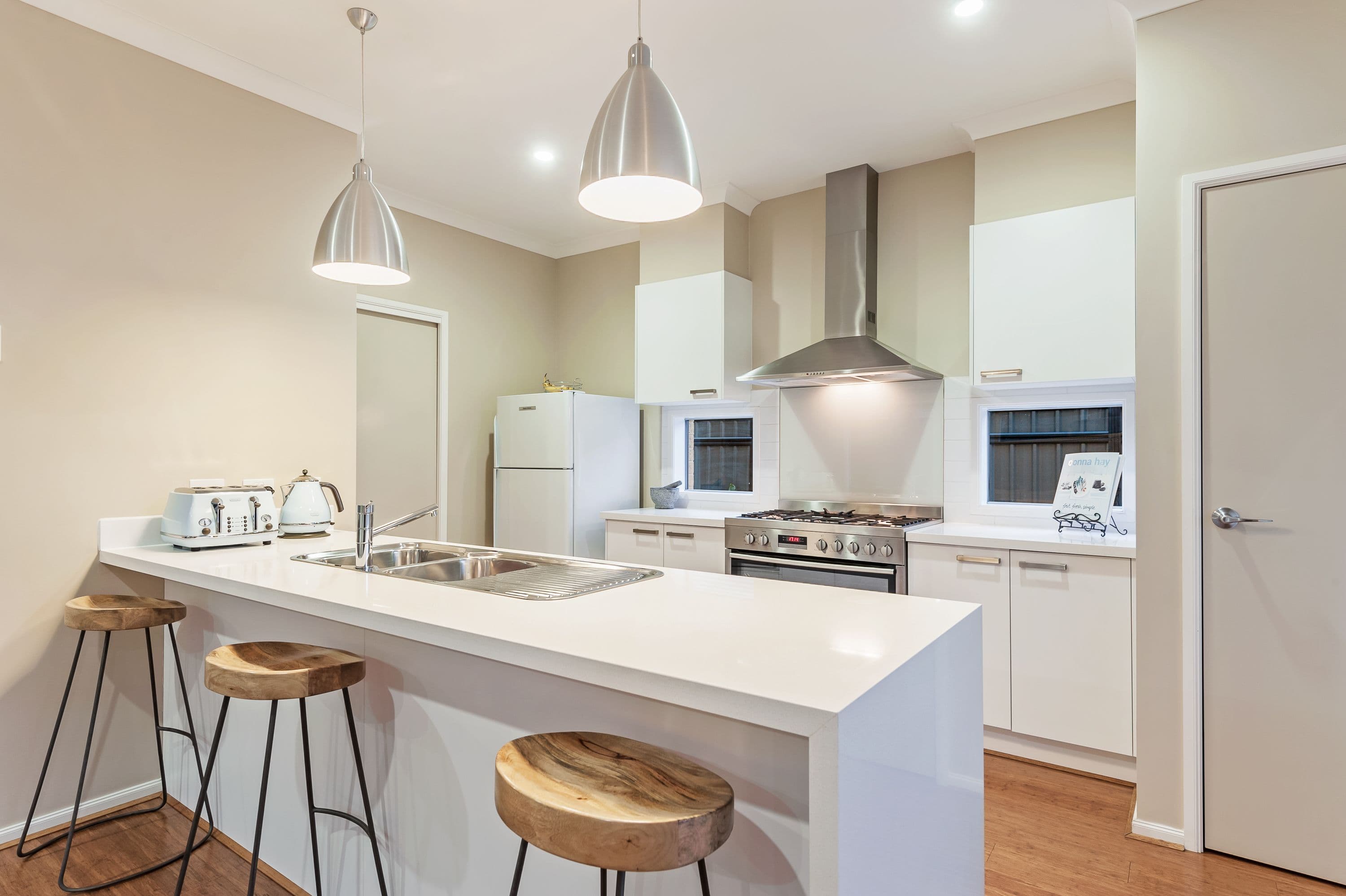 14 Clopton Rise, Craigieburn VIC 3064, Craigieburn - Thumbnail 2