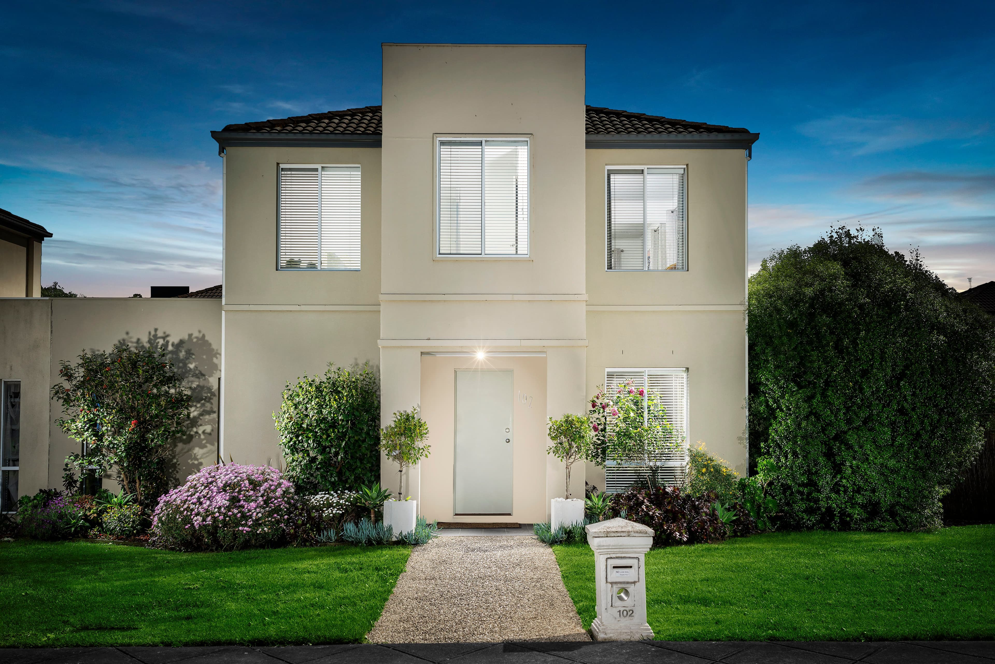 102 Sovereign Manors Crescent, Rowville VIC 3178, Rowville - Image 1
