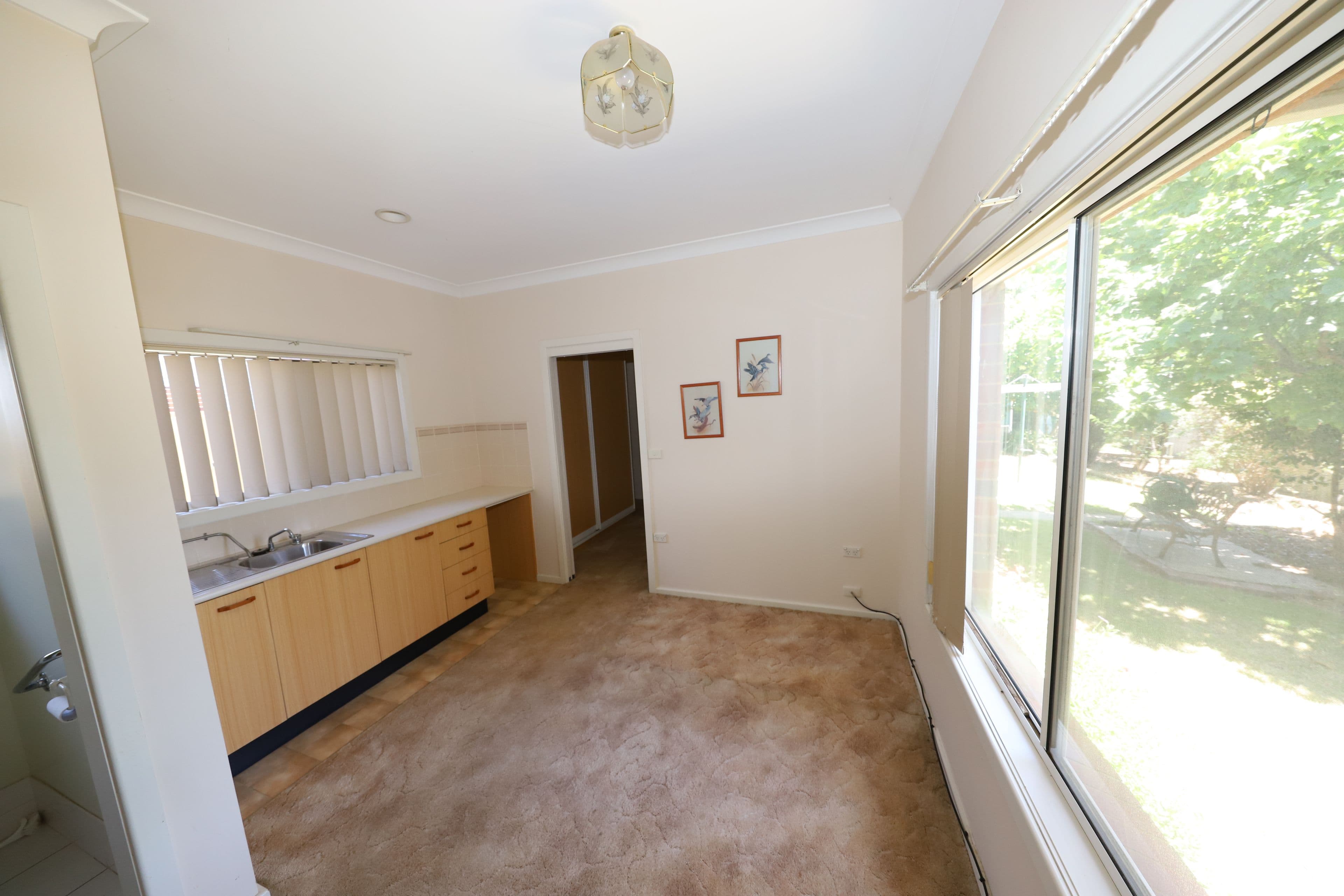 11 Simpson Street, Tumut NSW 2720, Tumut - Thumbnail 5