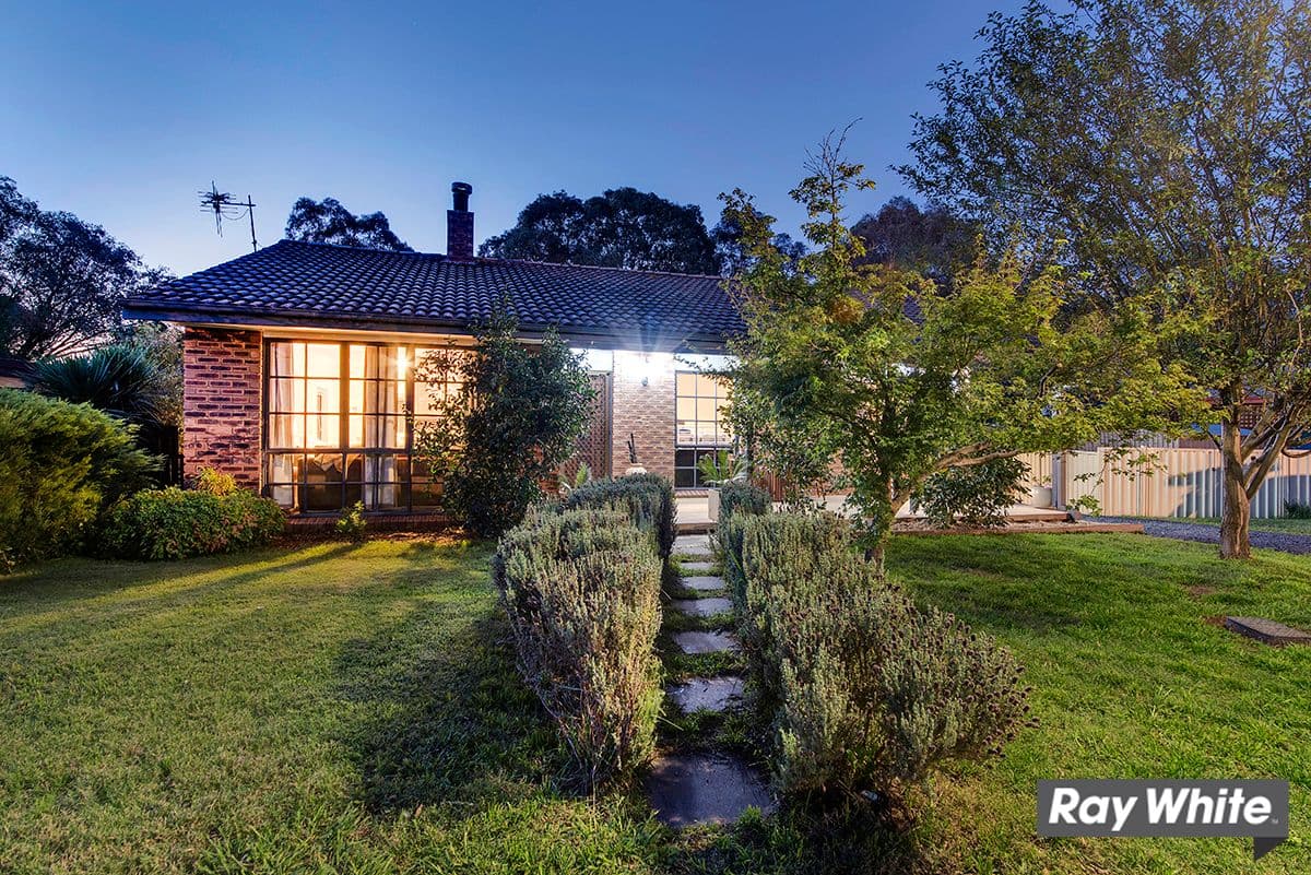 13 Mcquade Close, Charnwood ACT 2615, Charnwood - Image 1