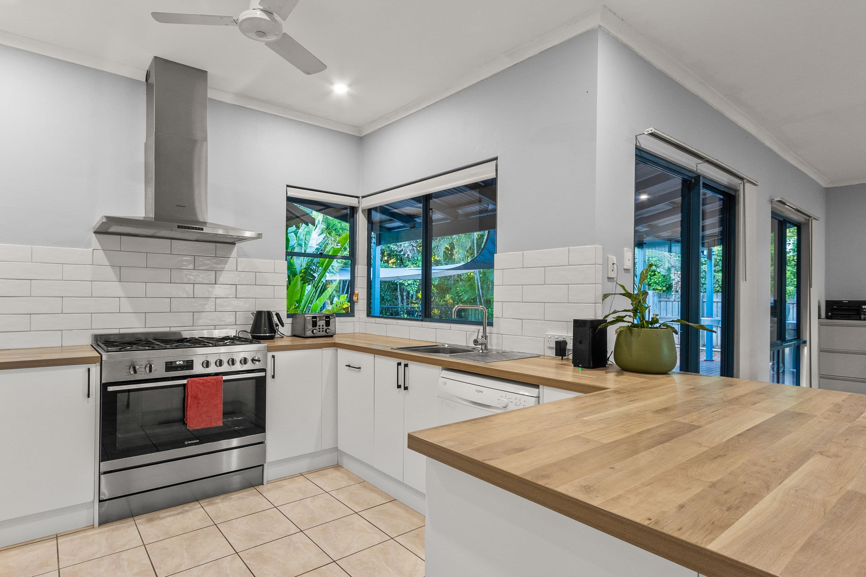 113 Sanderling Drive, Djugun WA 6725, Djugun - Thumbnail 8