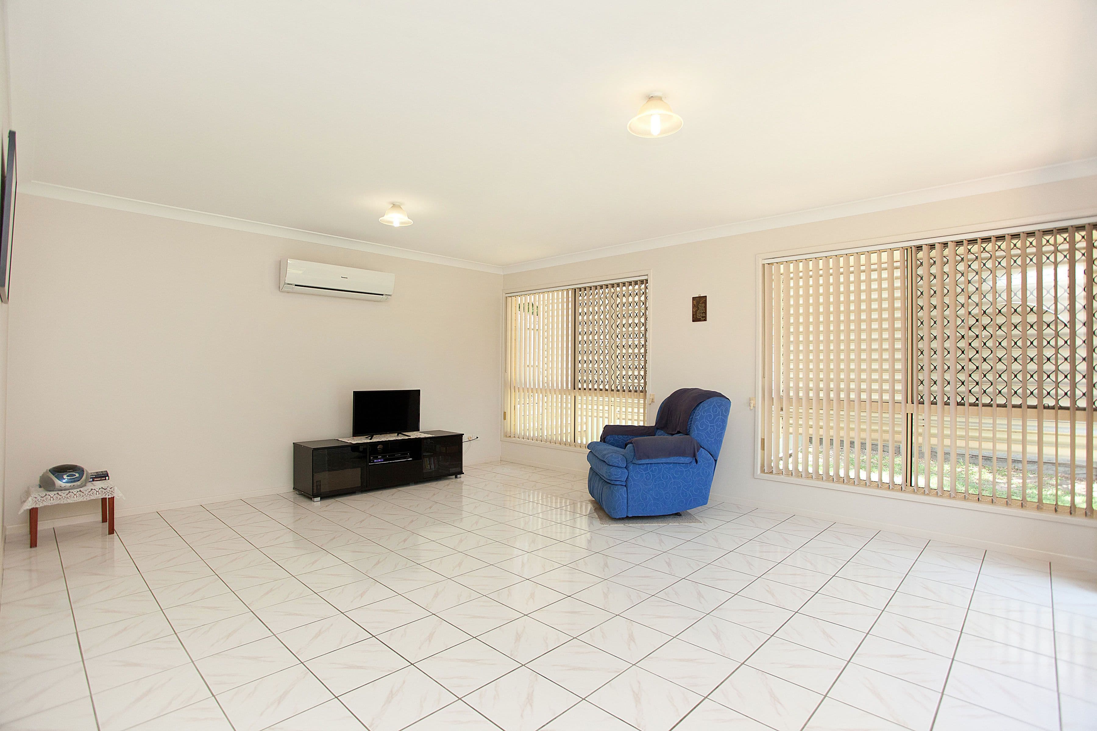 12 Conrad Place, Wishart QLD 4122, Wishart - Thumbnail 4
