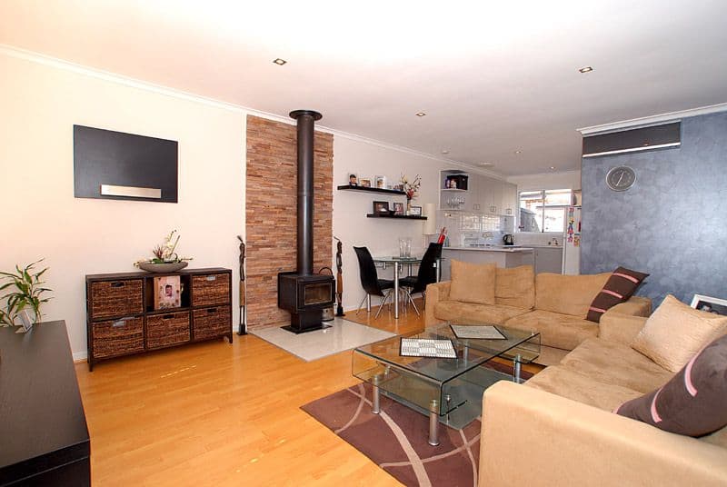 23 Fintonia Road, NOBLE PARK VIC 3174, Noble Park - Thumbnail 2