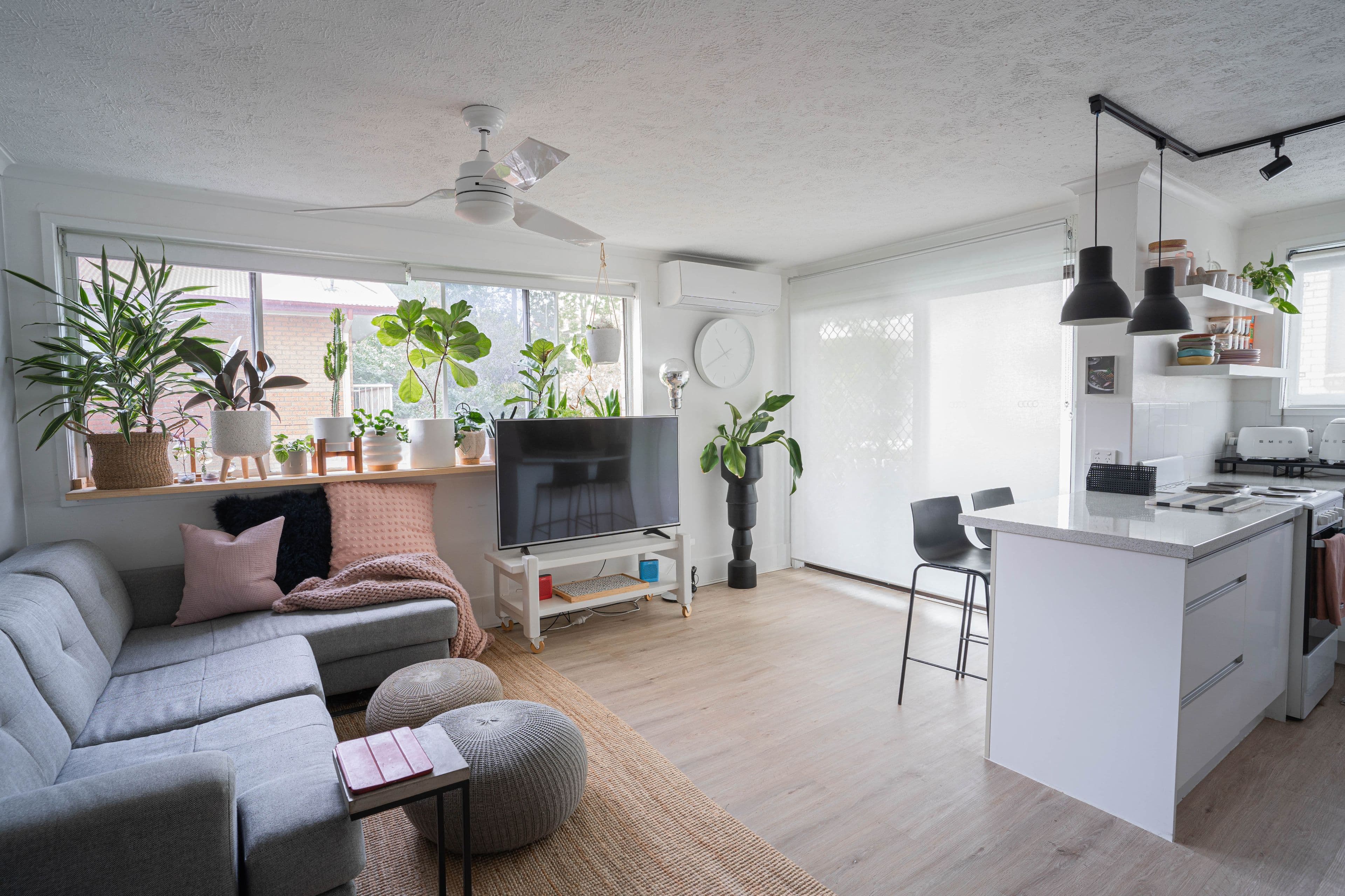 16 Andrews Street, Southport QLD 4215, Southport - Thumbnail 2