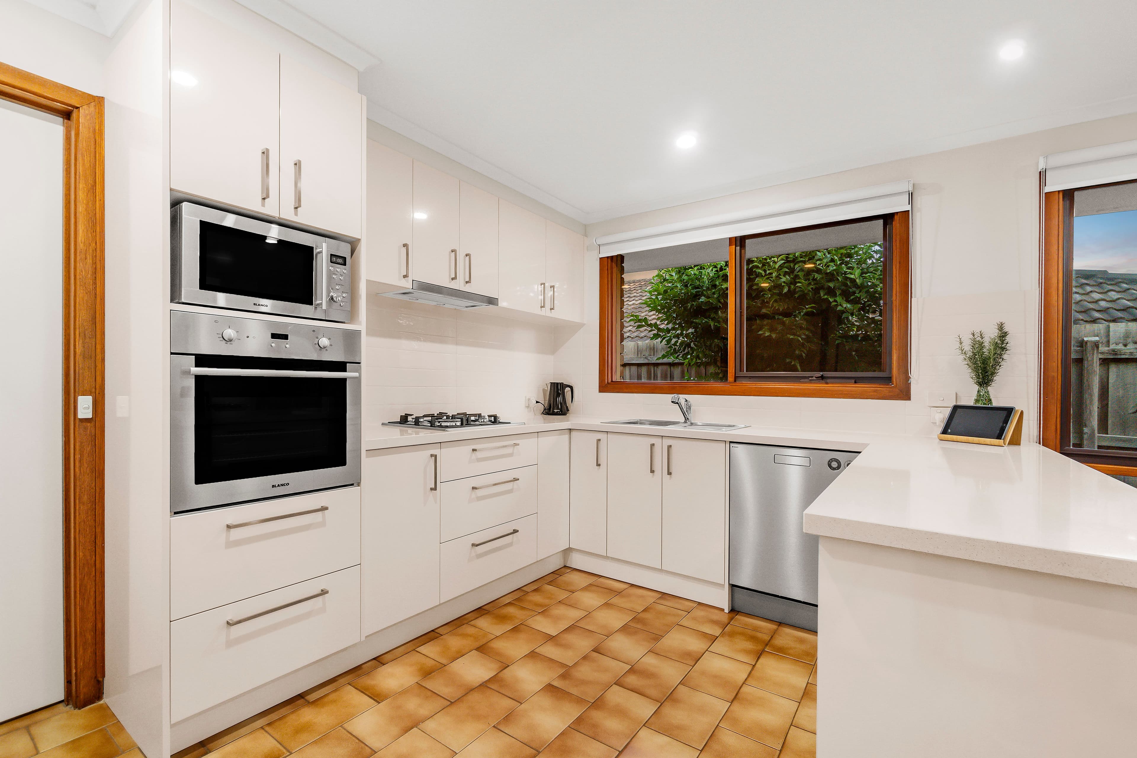 40 Greenaway Drive, Ferntree Gully VIC 3156, Ferntree Gully - Thumbnail 3