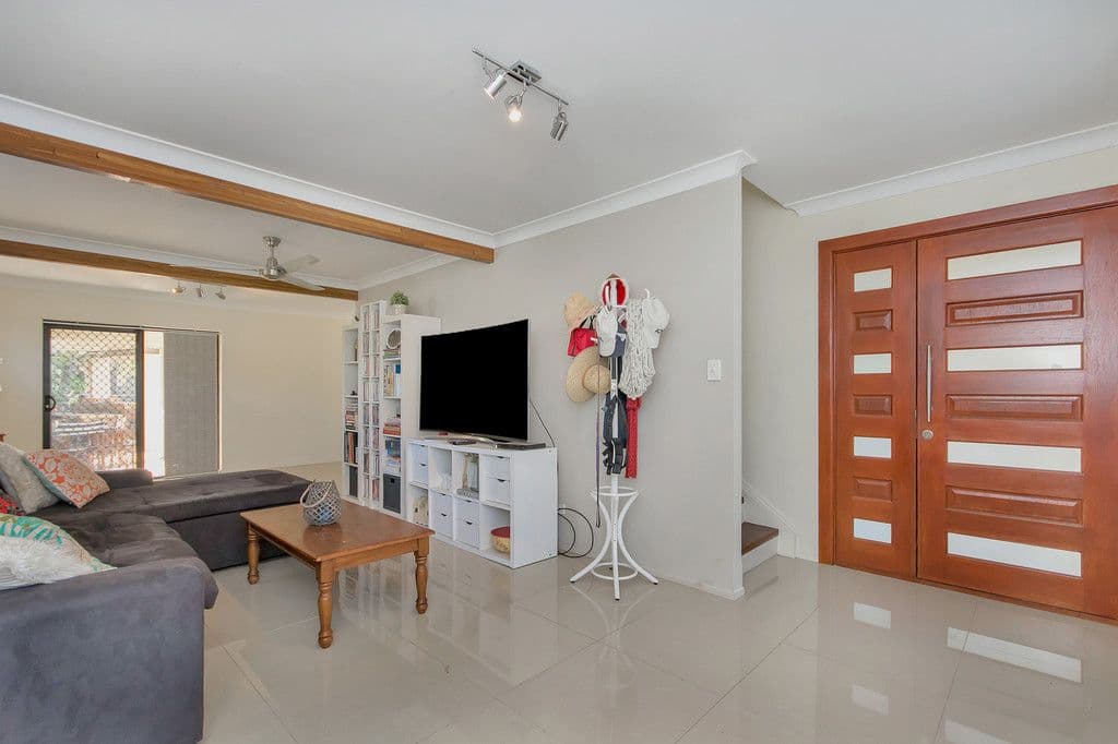 25 Mary Street, Flinders View QLD 4305, Flinders View - Thumbnail 2