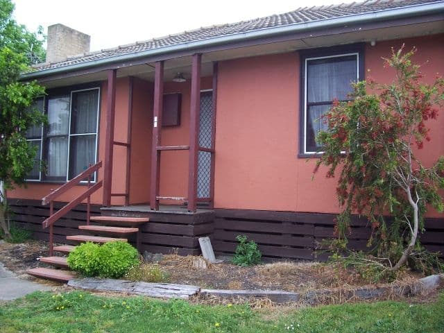 28 Well Street, MORWELL VIC 3840, Morwell - Thumbnail 2