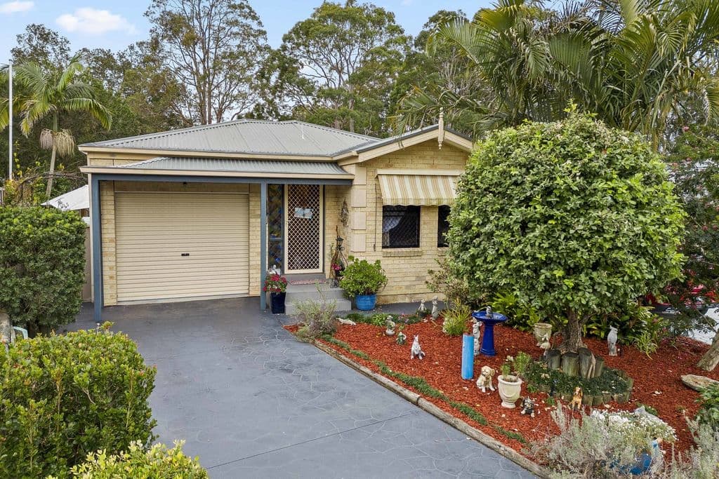 2 Princeton Court, Lake Munmorah - Image 1