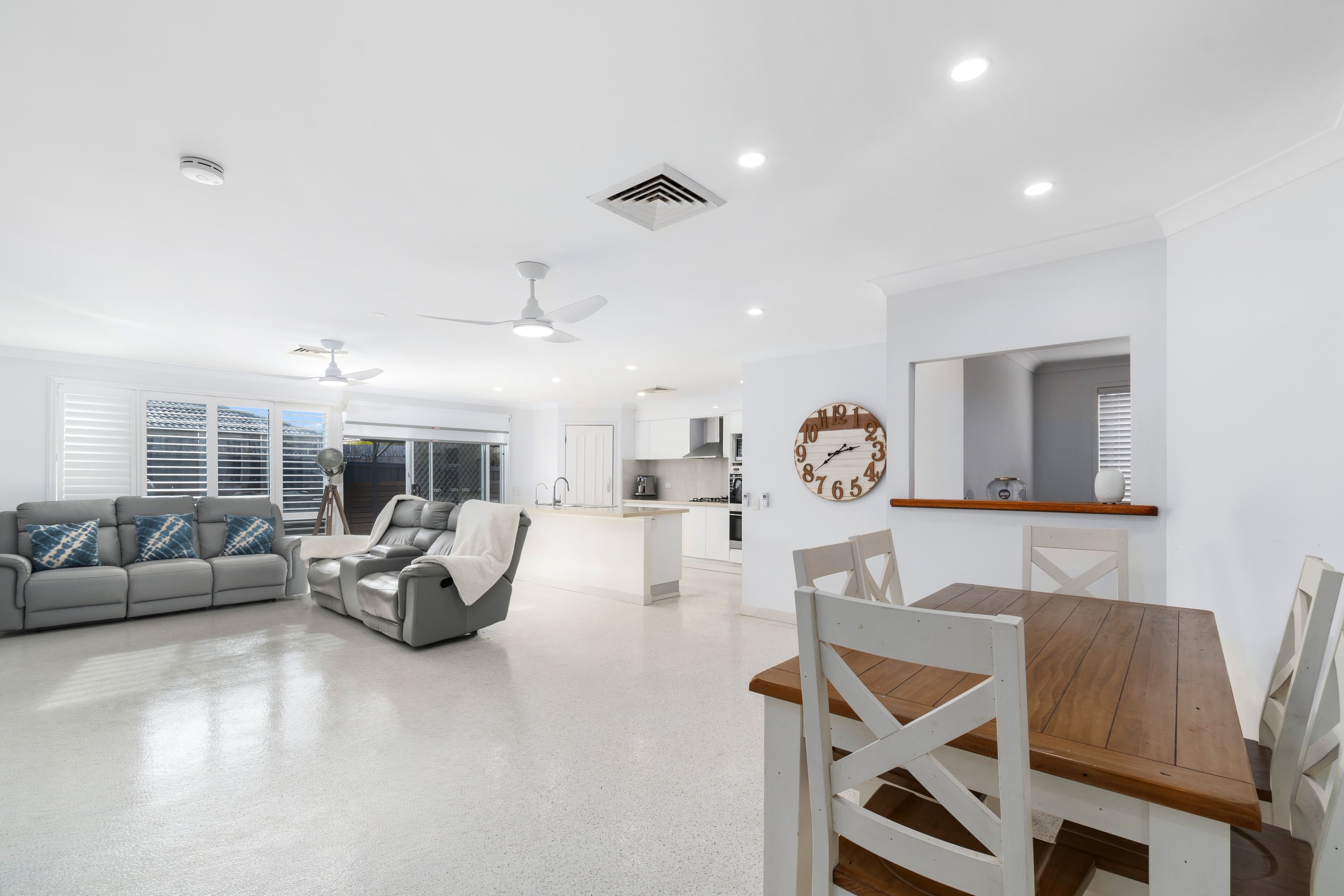 163 Horsley Drive, Horsley NSW 2530, Horsley - Thumbnail 2