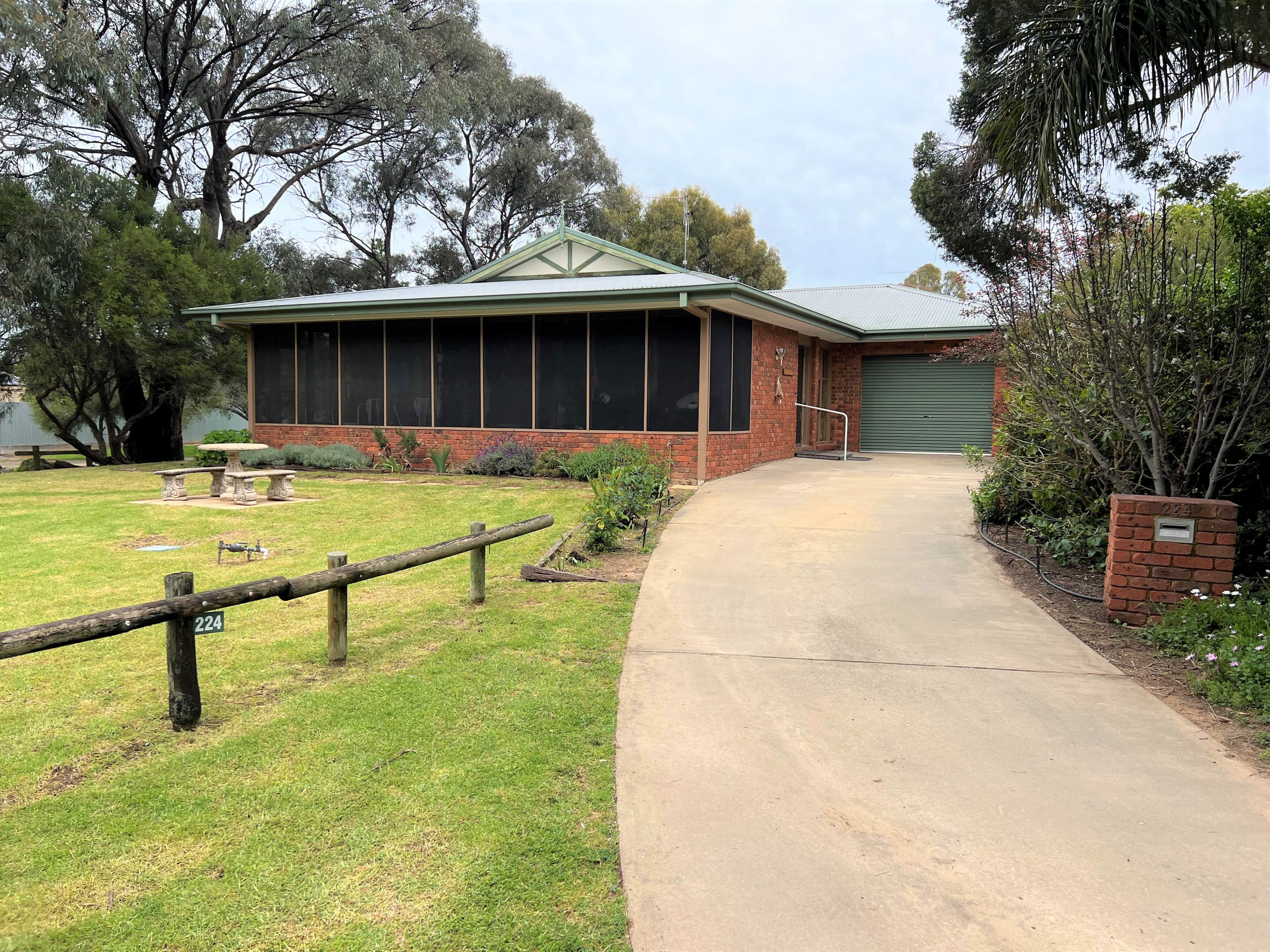 224 Harfleur Street, Deniliquin NSW 2710, Deniliquin - Image 1