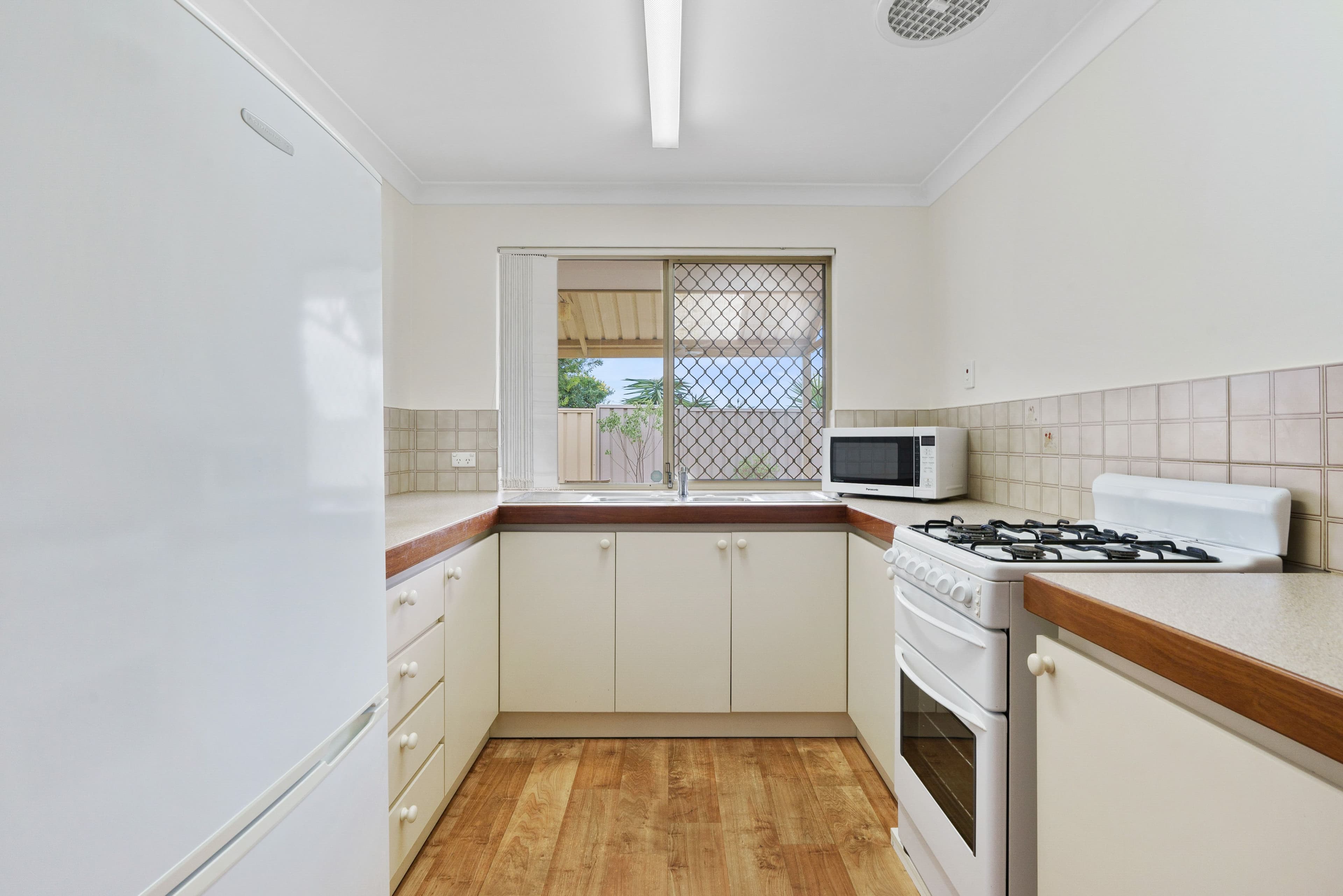 5A Margery Close, Beldon WA 6027, Beldon - Thumbnail 7