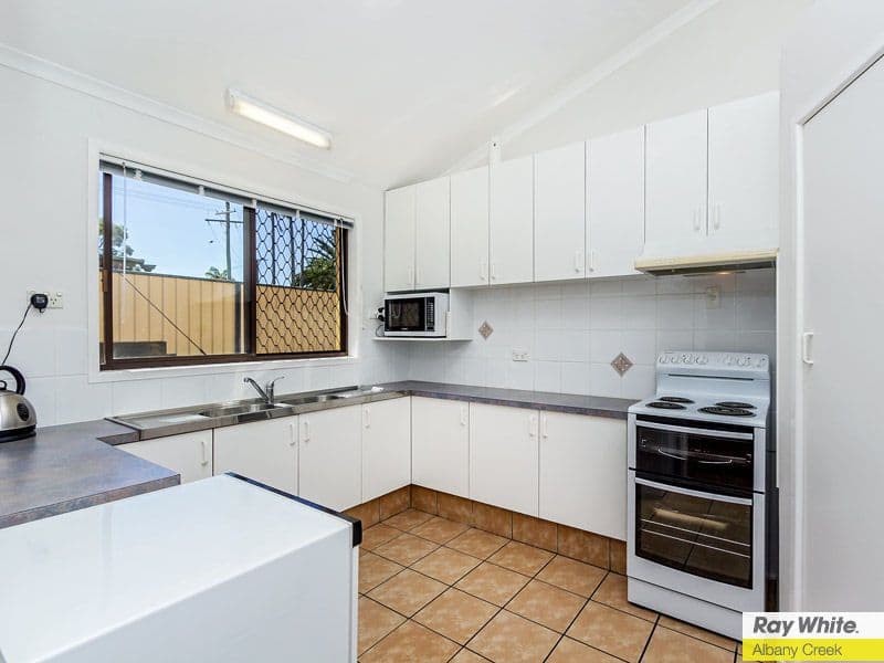 3 Zinnia Street, Strathpine QLD 4500, Strathpine - Thumbnail 4
