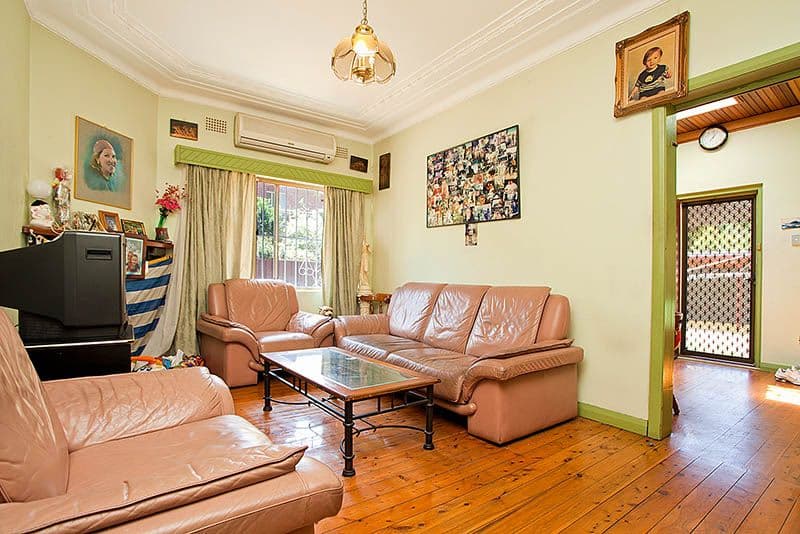 320 Princes Highway, BLAKEHURST NSW 2221, Blakehurst - Thumbnail 2