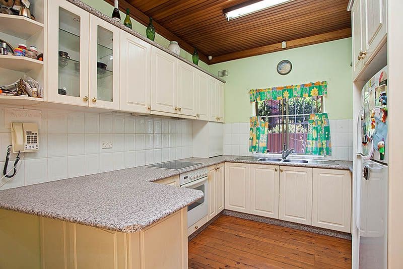 320 Princes Highway, BLAKEHURST NSW 2221, Blakehurst - Thumbnail 3