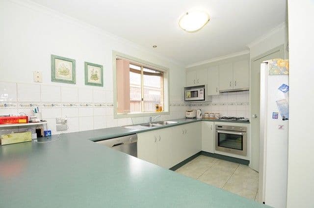 2/877 Plenty Road, South Morang, South Morang - Thumbnail 4