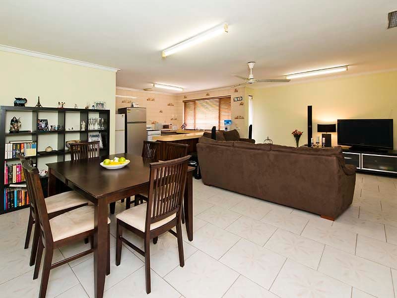 10 Dene Court, GOSNELLS WA 6110, Gosnells - Thumbnail 3