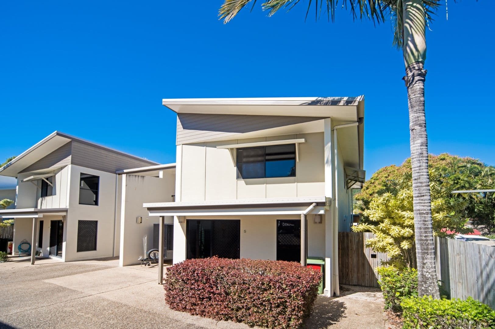 16 Schnapper Street, Cannonvale QLD 4802, Cannonvale - Image 1