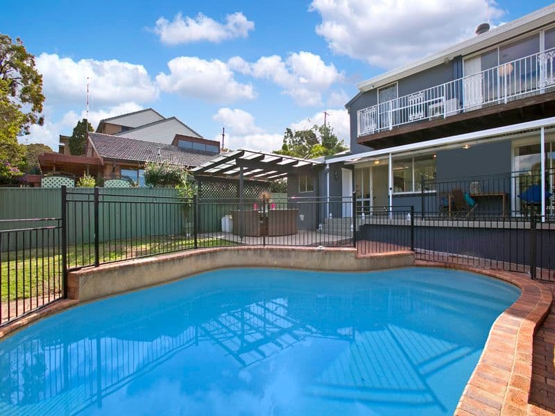 52 Solveig Crescent, KAREELA NSW 2232, Kareela - Thumbnail 2