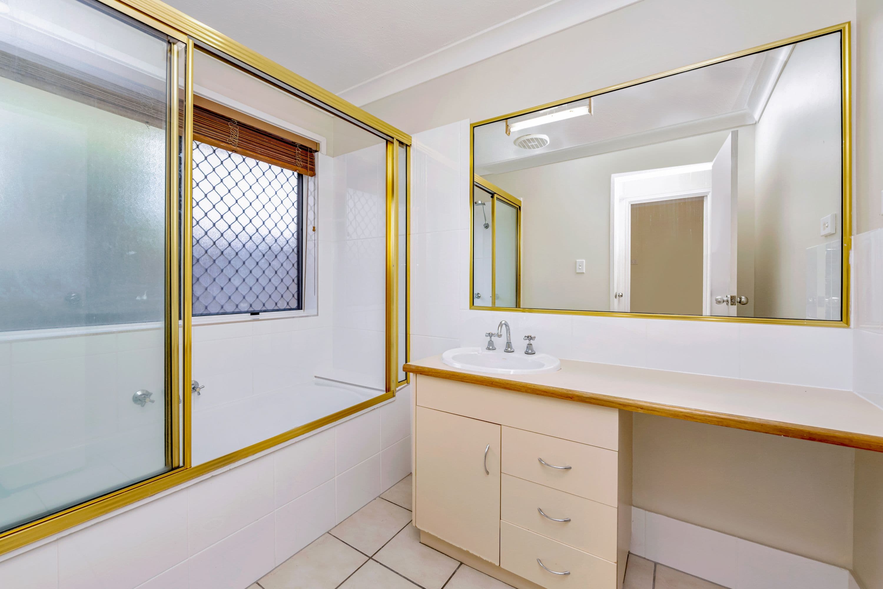 7 Sally Court, Rasmussen QLD 4815, Rasmussen - Thumbnail 5