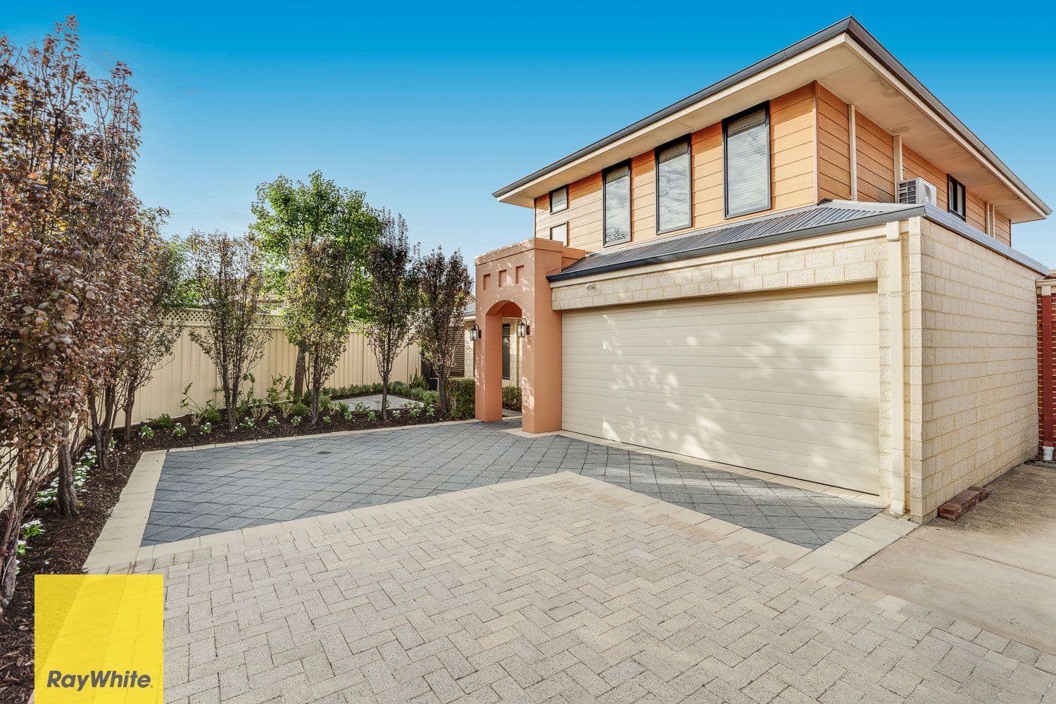 37B Delphine Avenue, Dianella WA 6059, Dianella - Thumbnail 2