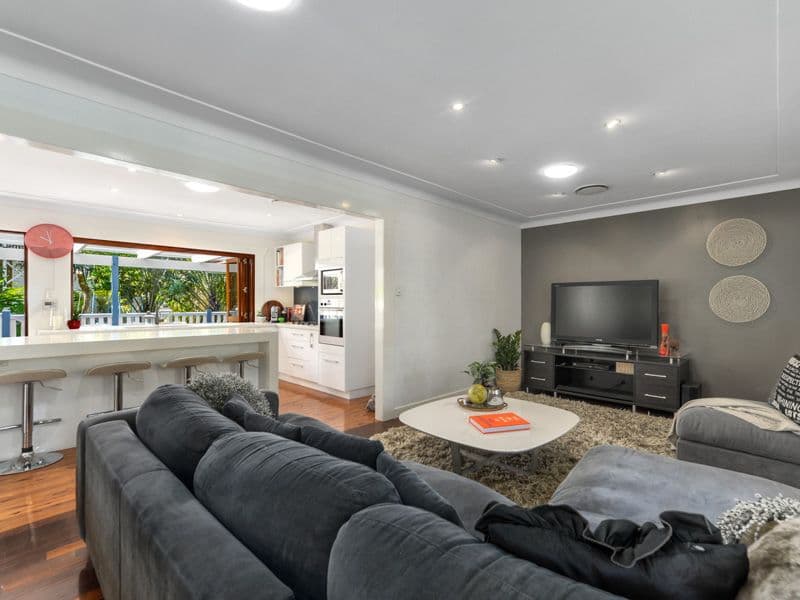 6 Venus Street, Ashgrove QLD 4060, Ashgrove - Thumbnail 3
