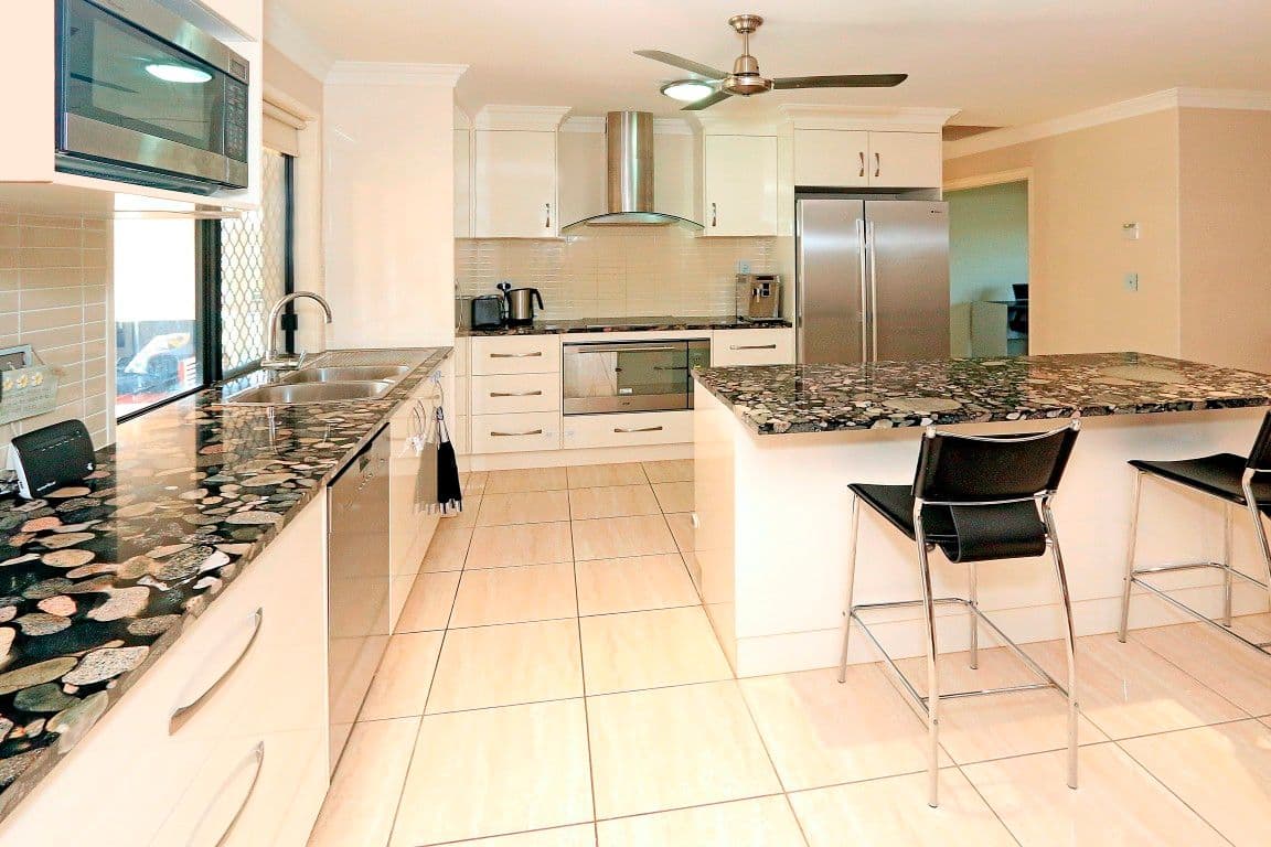 33 Bunya Road, Rockyview QLD 4701, Rockyview - Thumbnail 5