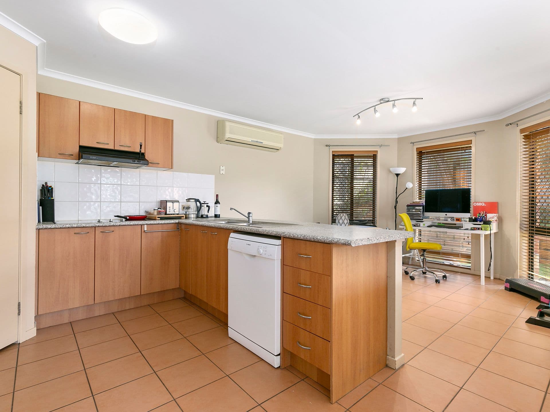 13 Andrews Court, Goodna QLD 4300, Goodna - Thumbnail 3
