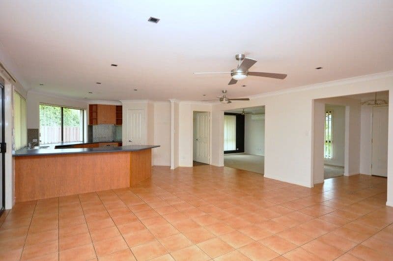 8 Ontario Crescent, NARANGBA QLD 4504, Narangba - Thumbnail 3
