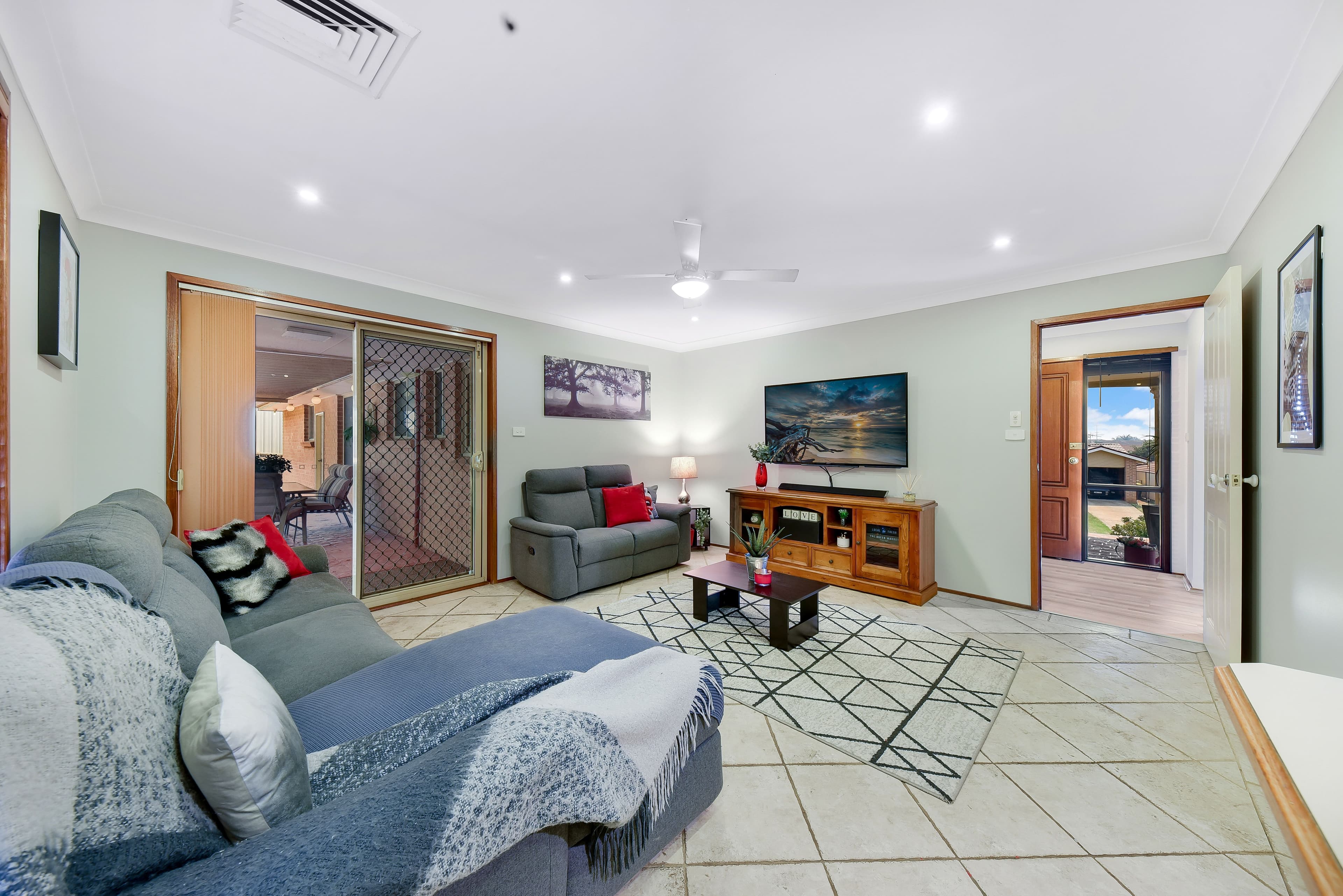 13 Kalbarri Crescent, Bow Bowing - Thumbnail 4