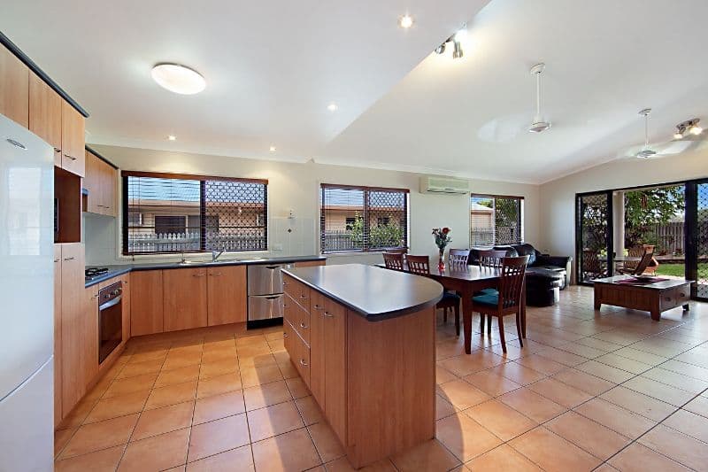 27 Brickondon Crescent, ANNANDALE QLD 4814, Annandale - Thumbnail 3