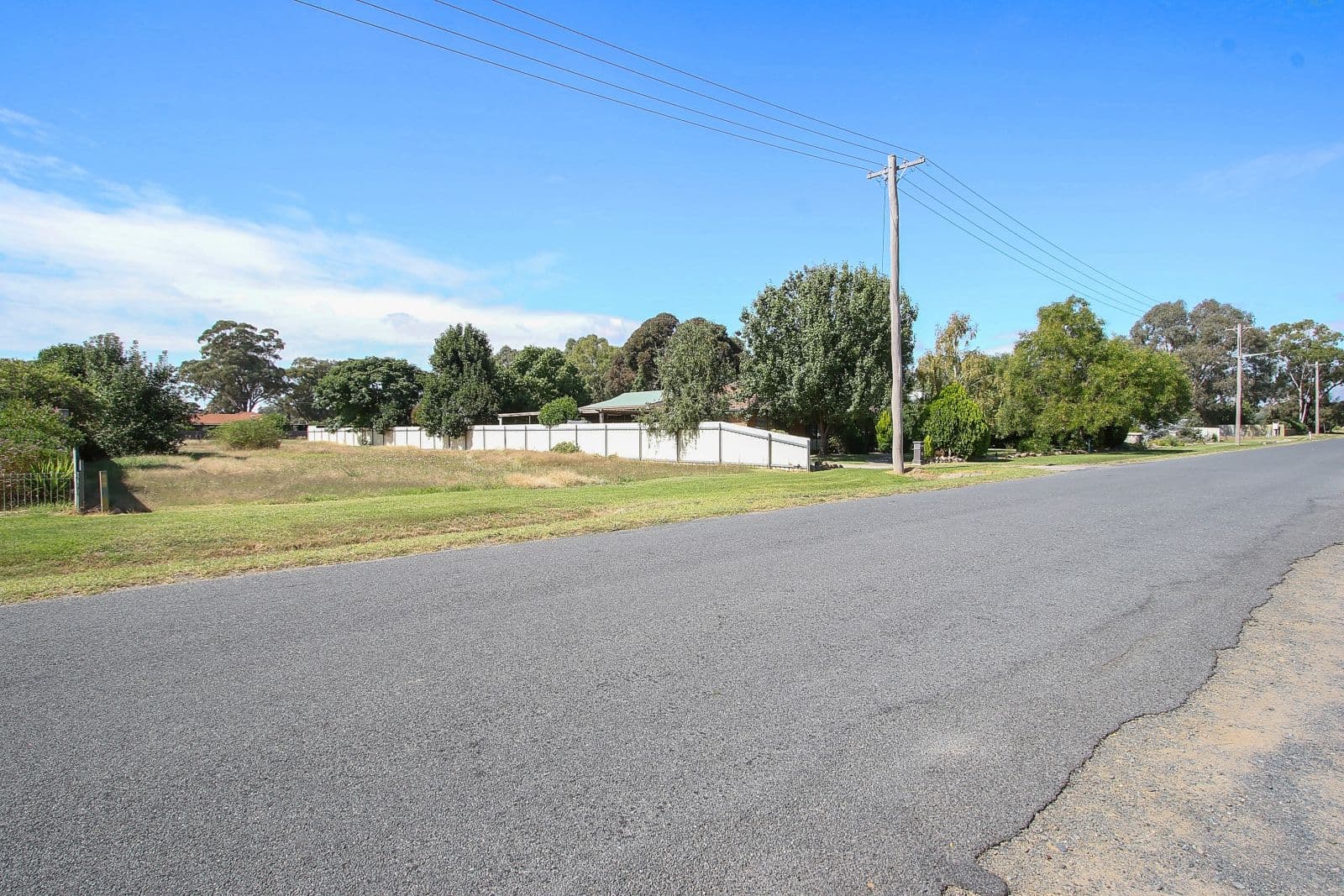 52 Munro Street, Culcairn NSW 2660, Culcairn - Thumbnail 2