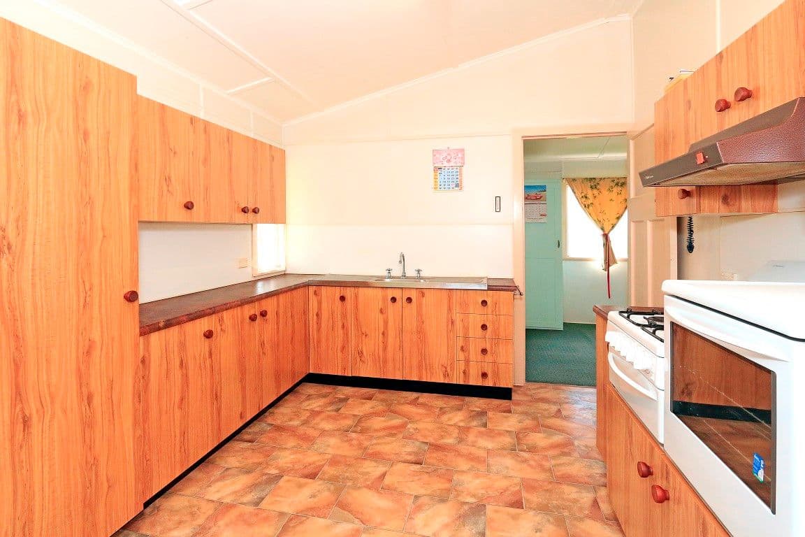 29 Elizabeth Street, Allenstown QLD 4700, Allenstown - Thumbnail 6