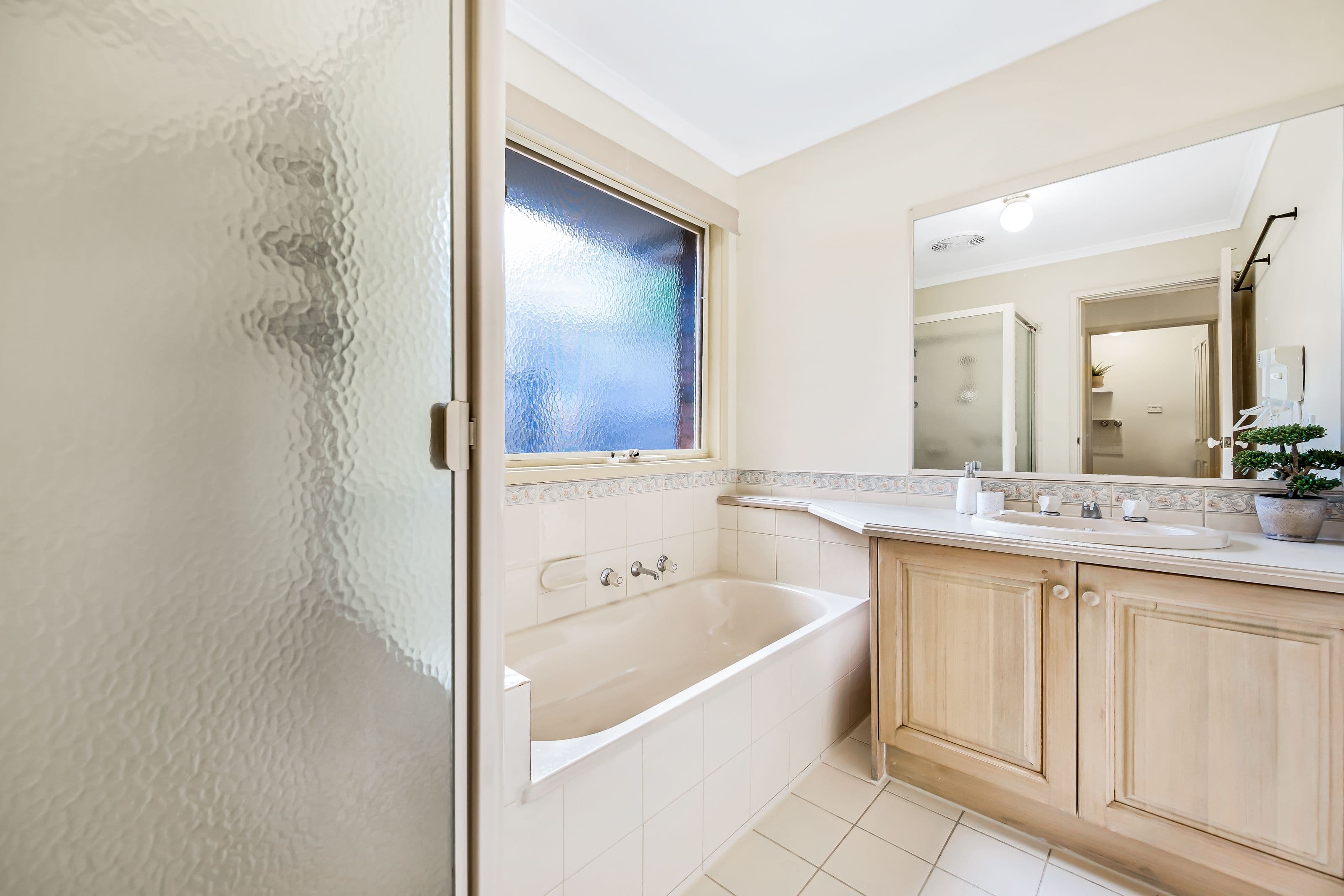 48 Hilton Street, Mount Waverley VIC 3149, Mount Waverley - Thumbnail 4