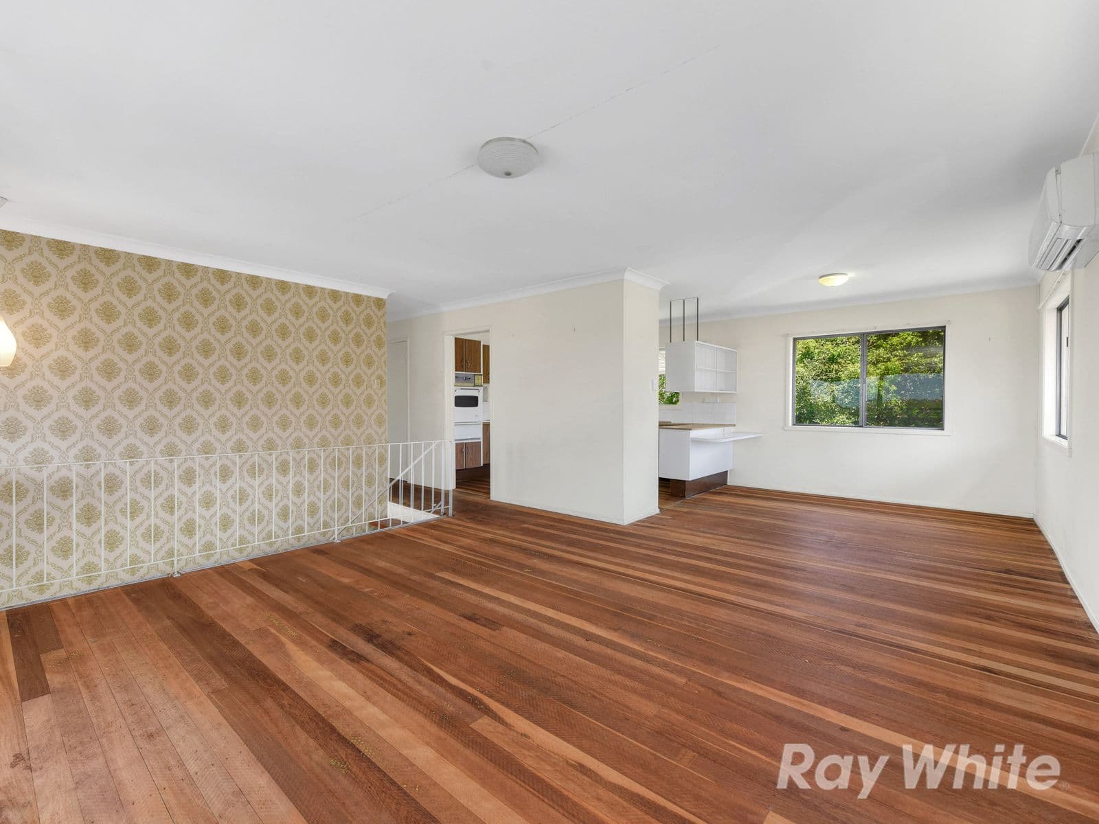 10 Rosanne Street, Aspley QLD 4034, Aspley - Thumbnail 3
