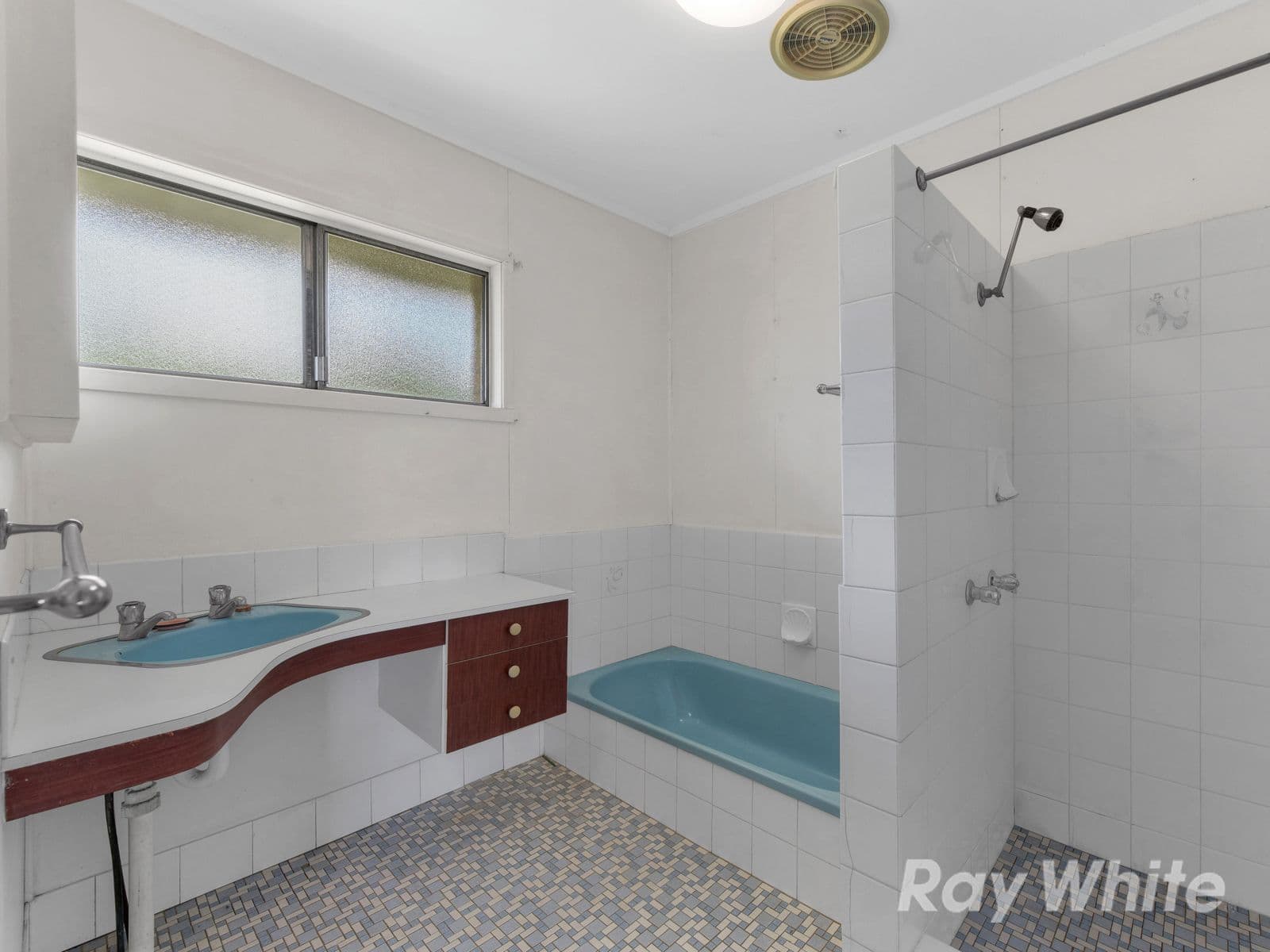 10 Rosanne Street, Aspley QLD 4034, Aspley - Thumbnail 8