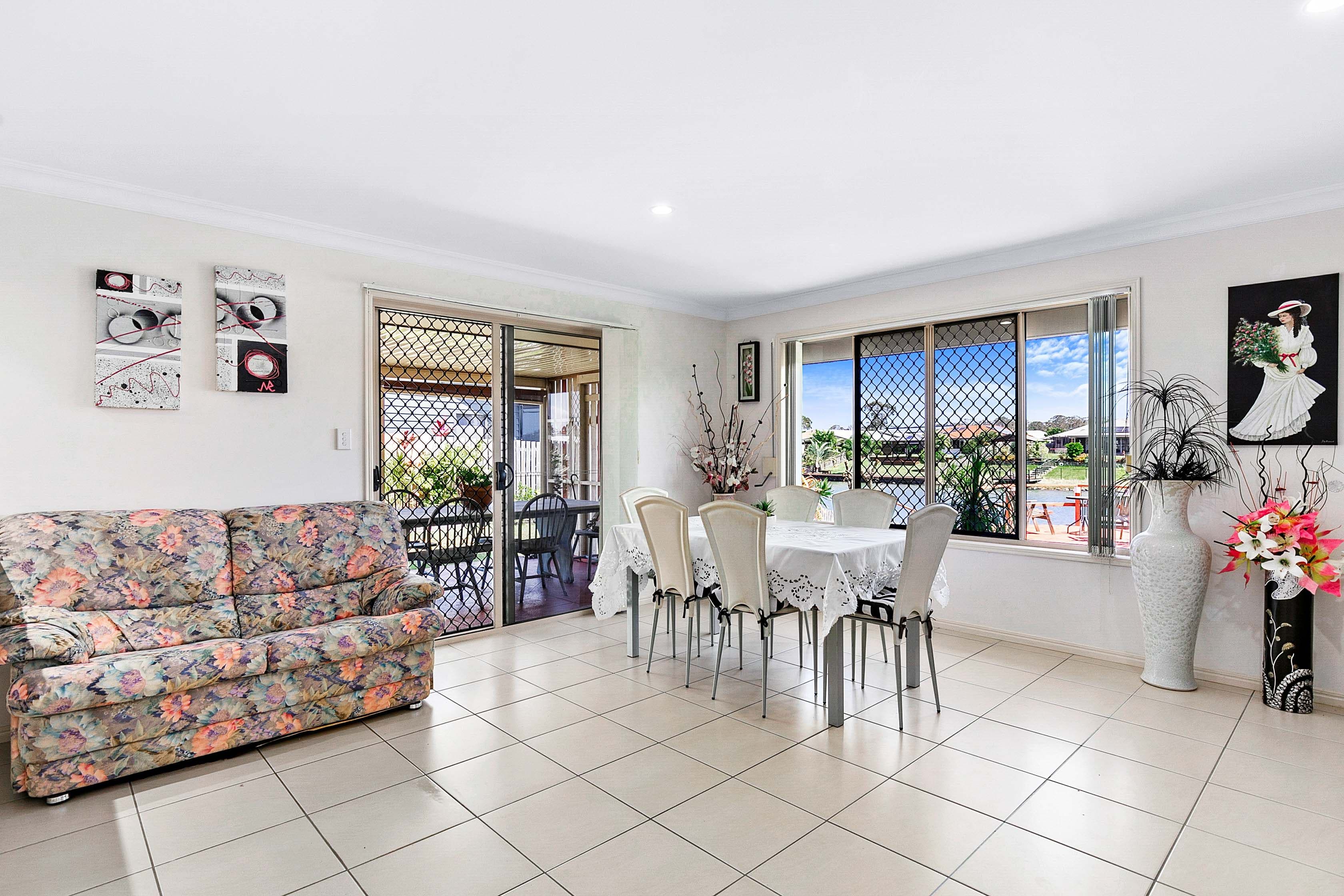 30 Earl Saint Vincent Circuit, Eli Waters QLD 4655, Eli Waters - Thumbnail 6